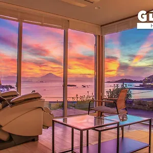  別荘 Gloce 葉山 Ocean View House 都心から1時間 湘南の絶景を独り占めペットok 出張bbq有り 日本